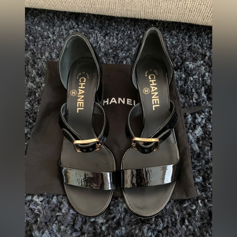 Chanel runway 2022 collection shoes sandals - Picture 4 of 16